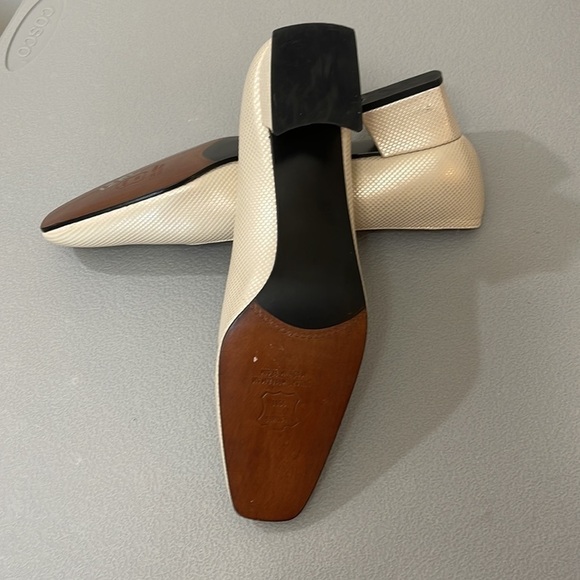 Vintage Stuart Weitzman Cream Block Heels. Size 8.5AA. - Picture 16 of 16